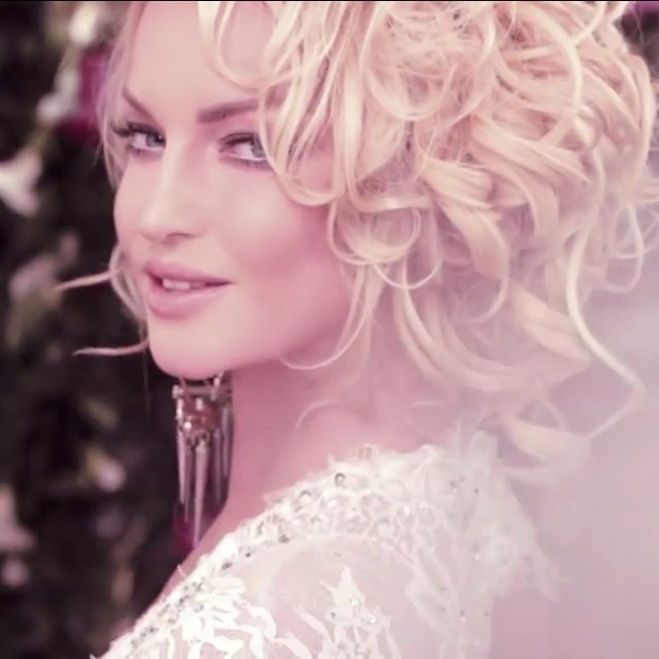 Волочкова показала пикантные фото на отдыхе в Таиланде