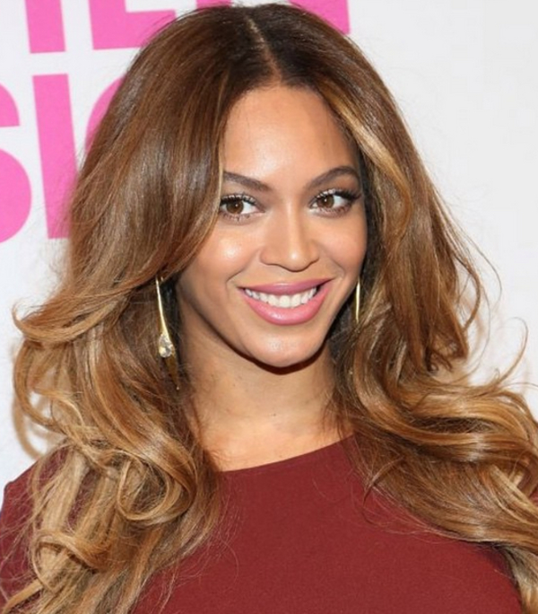 Бейонсе поделилась провокативным фото на пляже