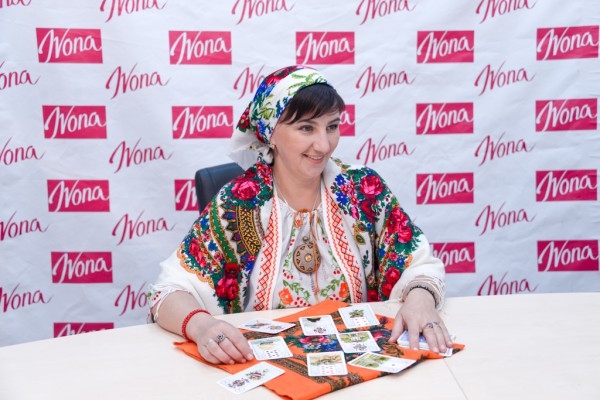 Мольфарка: Для чего используют крещенскую воду