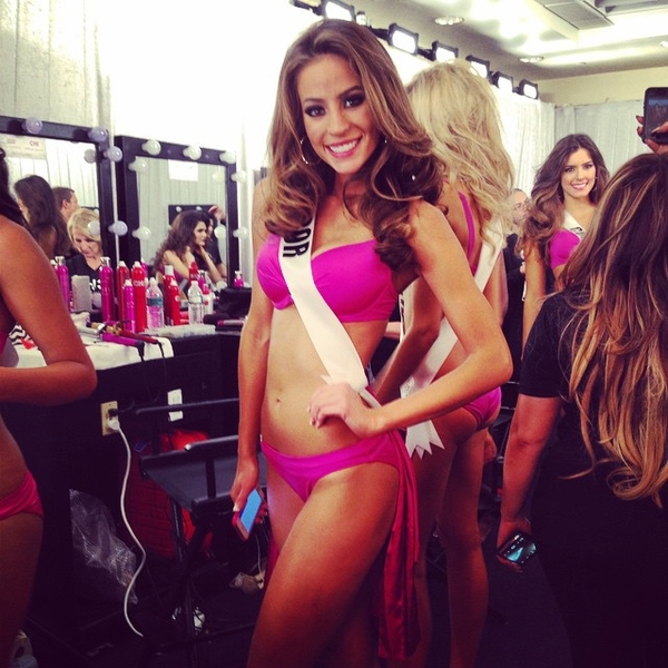 Мисс Вселенная 2014: Фото участниц с дефиле в бикини