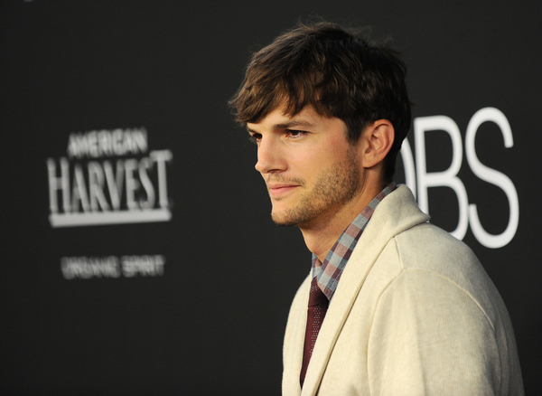 Эштон Катчер даст показания против убийцы своей экс-возлюбленной