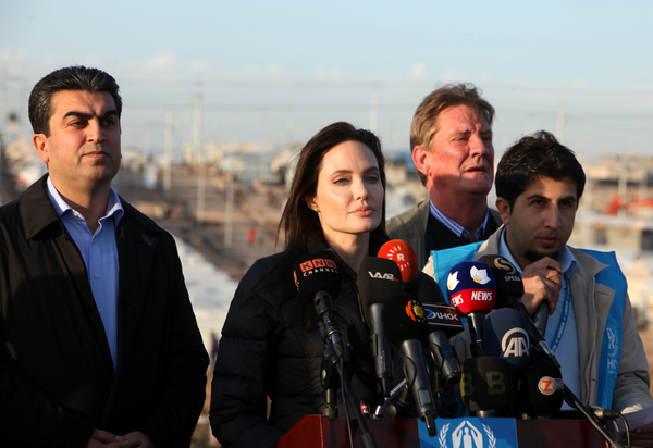 Анджелина Джоли посетила Ирак и призвала к миру