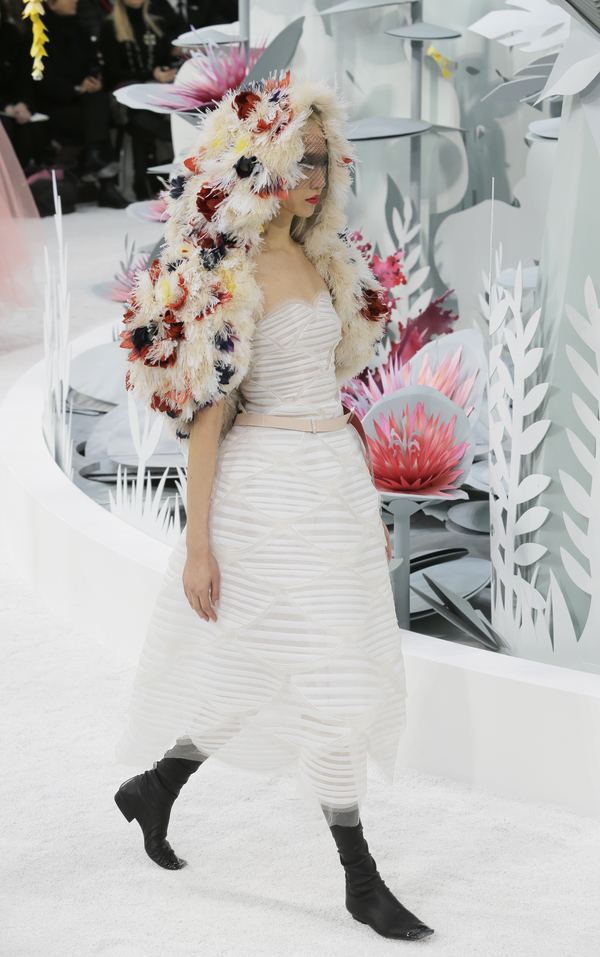 Chanel Haute Couture 2015: Лучшая коллекция Недели высокой моды в Париже