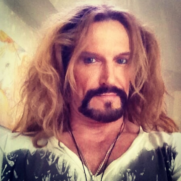 Француз увел жену у Джигурды