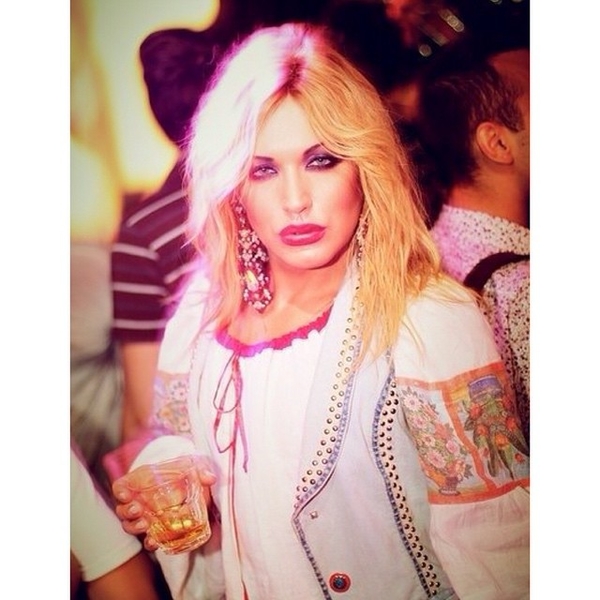 Травести-дива Монро рассказала о смерти близкого человека