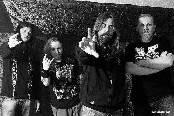 Музыкант российской группы Коррозия металла воюет за Украину