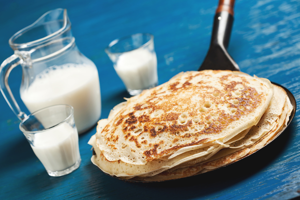 Масленица 2015: Как испечь вкусные дрожжевые блины