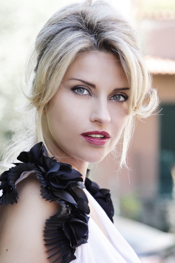 Жена Башарова забрала заявление о разводе из суда