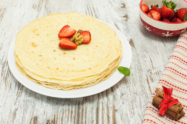 Масленица 2015: Рецепт блинов на молоке с фото