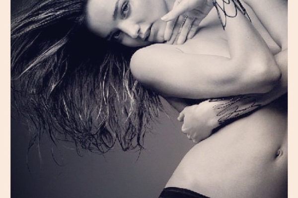 instagram.com/mirandakerr