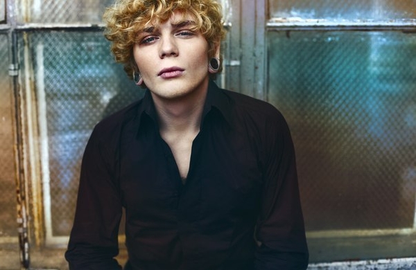 Александр Кривошапко познакомил свою возлюбленную с родителями