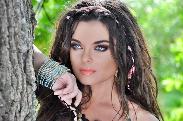 Наташа Королева похвасталась подарком от мужа