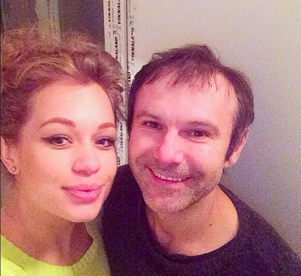 Яна Соломко заинтриговала снимком с Вакарчуком