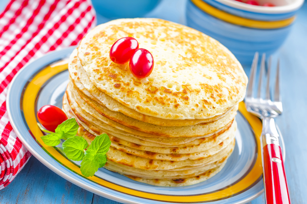 Масленица 2015: Три рецепта дрожжевых оладий