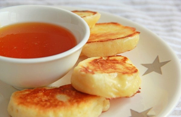 Масленица 2015: Три рецепта дрожжевых оладий