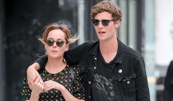 Дакота Джонсон разошлась с парнем из-за 50 оттенков серого