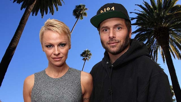 Муж Памелы Андерсон не хочет разводиться