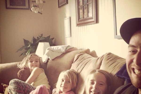 news.distractify.com