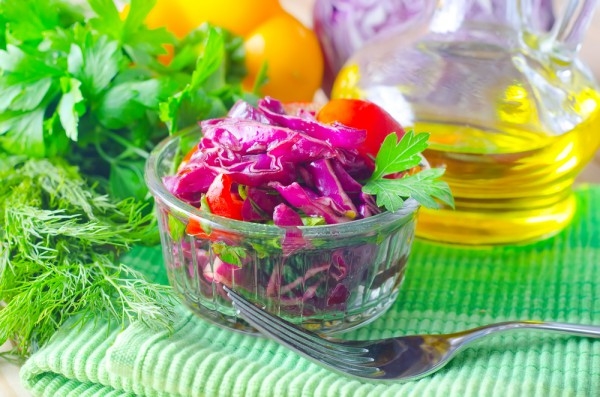 Великий пост 2015: ТОП-5 салатов из краснокочанной капусты