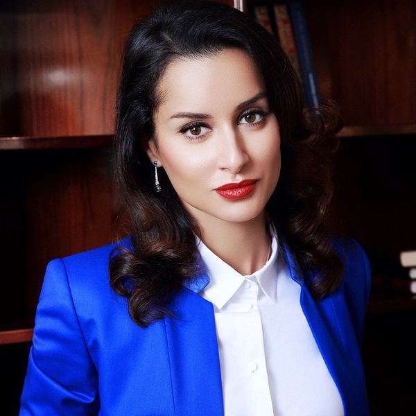 Фитнес-видео дня: Тина Канделаки