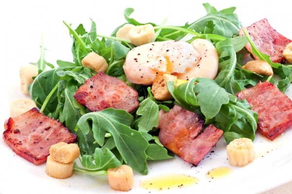 Салаты на 8 марта: ТОП-5 праздничных рецептов