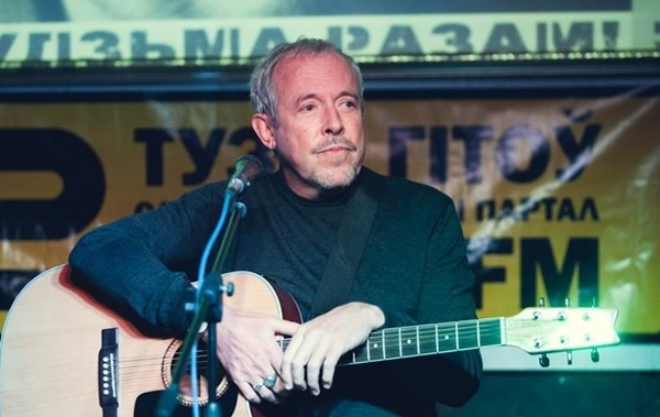 Андрей Макаревич объяснил привычку "русских гадить"