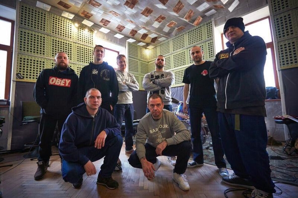 Группу Brutto назвали неонацистами и запретили выступать в Германии