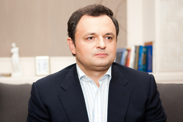 Поверніть мені красу: Хирург проекта рассказал о стандартах женской красоты