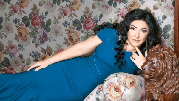 Лолита Милявская сократила свои расходы из-за падения рубля