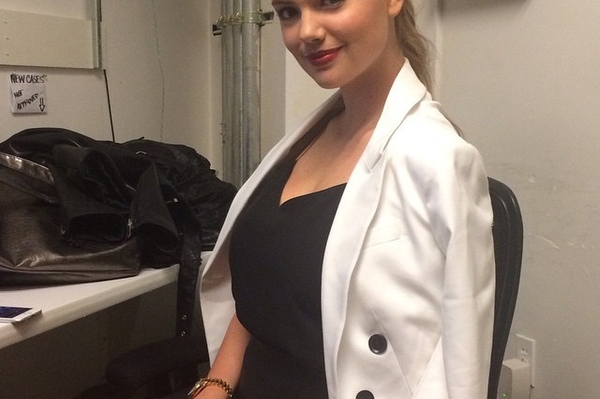 instagram.com/kateupton