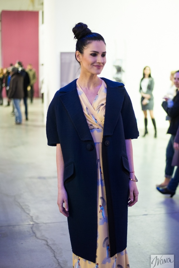 Маша Ефросинина оказалась в восторге от показа POUSTOVIT