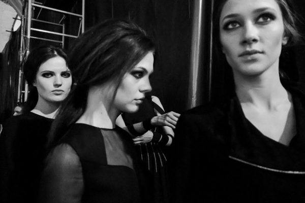 Неделя моды в Украине: Фотоотчет из закулисья пятого дня