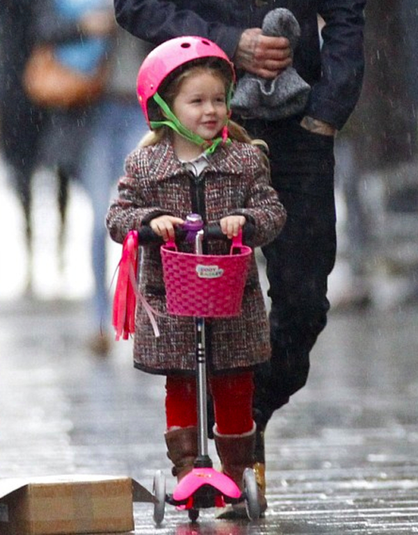 Малышка на миллион: Стильные образы Харпер Севен Бекхэм