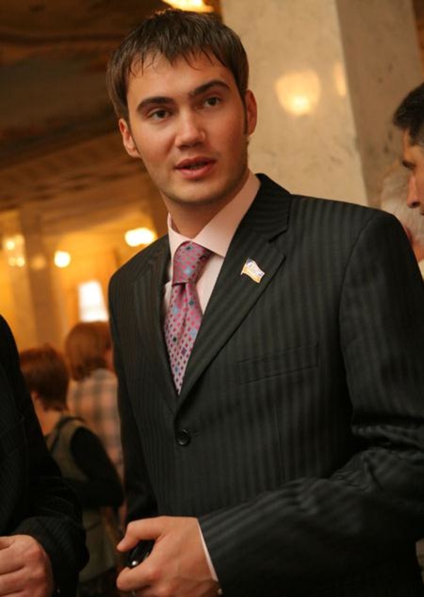 Януковича-младшего похоронят в Крыму