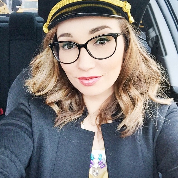 Анфиса Чехова похвасталась своими пышными формами