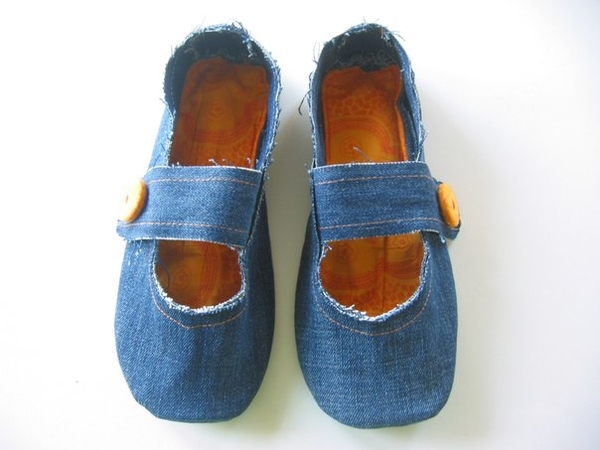 Детские тапочки из старых джинс: Как пошить (фото)