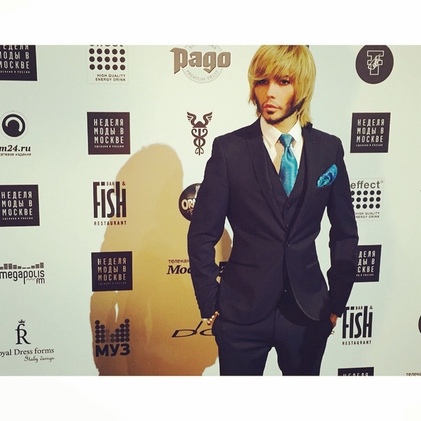 Сергей Зверев: Звезду за кулисами чуть не изнасиловали