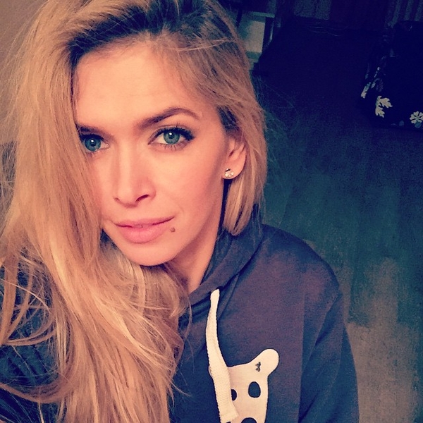 Вера Брежнева показала трогательное фото своей мамы