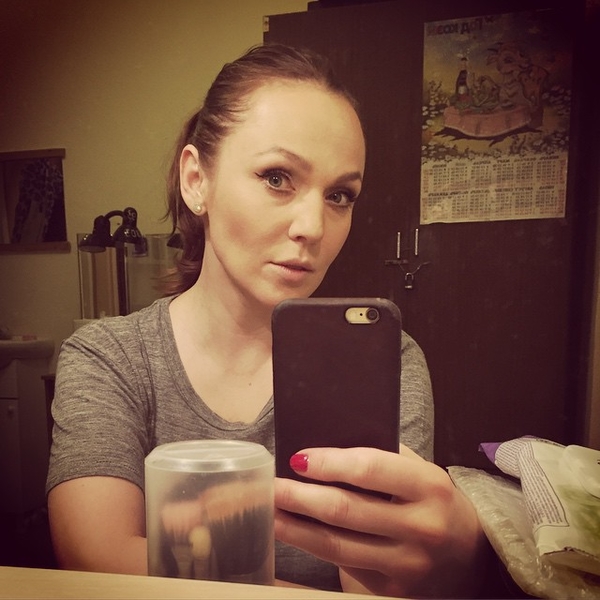 Альбина Джанабаева похвасталась подарком в день рождения