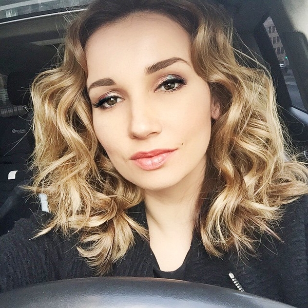 Анфиса Чехова показала забавные фото 2-летнего сына