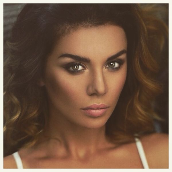 Анна Седокова сделала подарок Фарреллу Уильямсу и Снуп Доггу