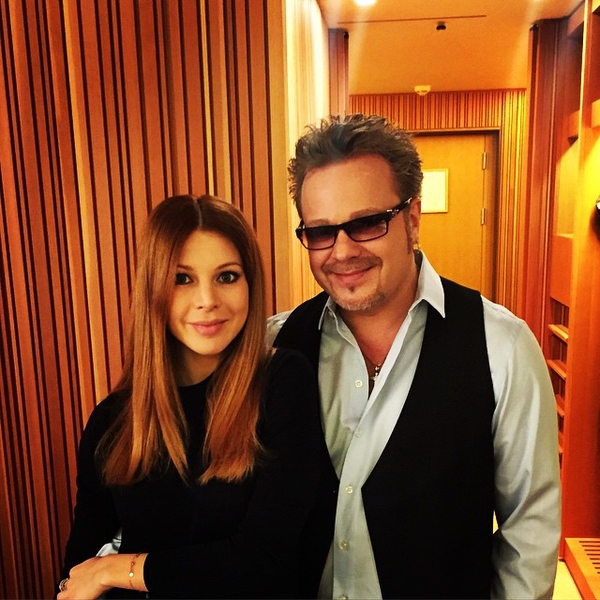 Беременная Подольская перед родами переехала в новый дом