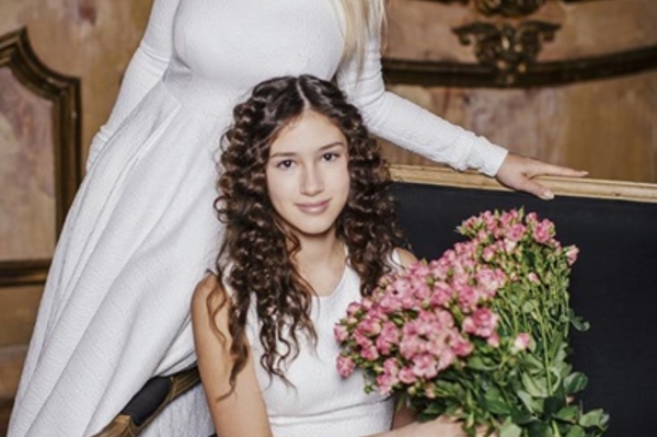 Yulia Prohorova Beloe Zoloto