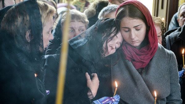 Родные попрощались с Олесем Бузиной