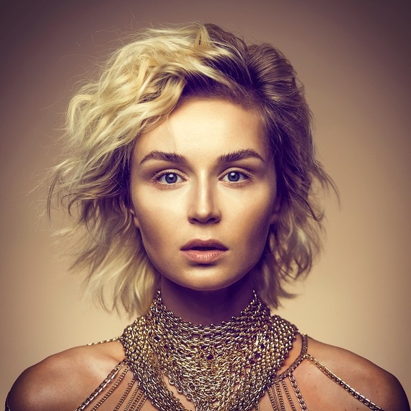 Полина Гагарина в новом клипе влюбляется в Дмитрия Нагиева