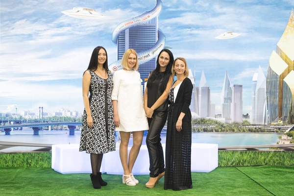 Коллекция SS 2015 от бренда Liudmila Chernetskaja: удобство и контрасты