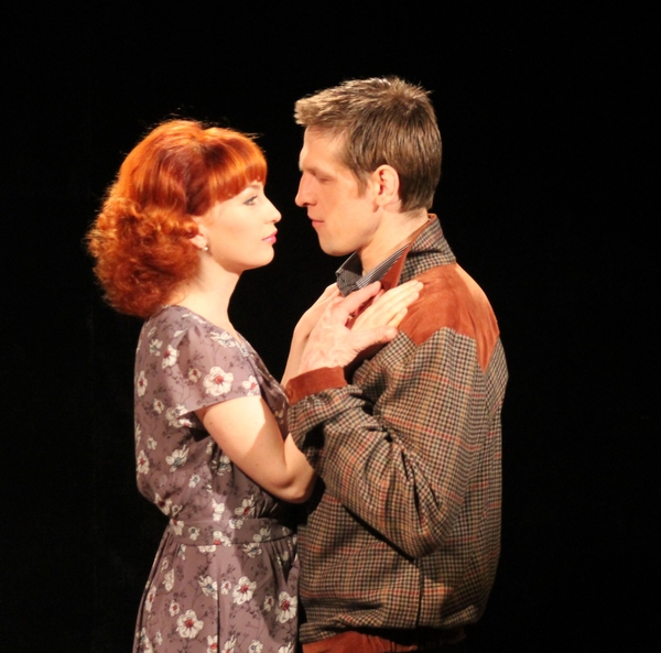 Украинские актеры представили спектакль о призыве на войну