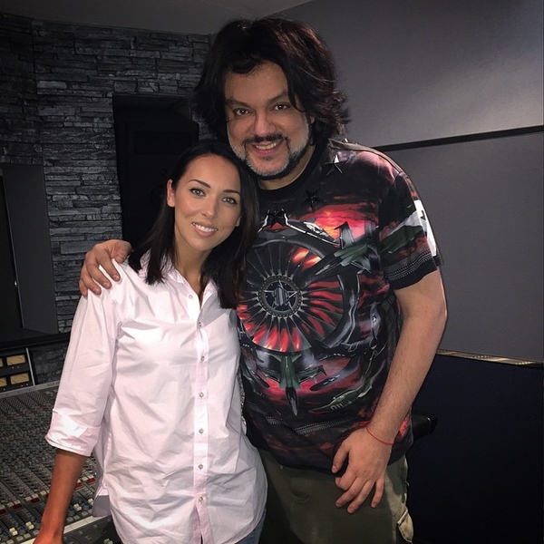 Алсу и Филипп Киркоров презентовали совместную песню ко Дню Победы