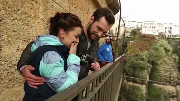 Холостяк 5 сезон онлайн: Правда Рамины и поцелуй с Леной в девятом выпуске