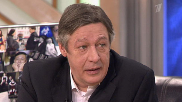 Михаил Ефремов исполнил песню о лидере Ночных волков